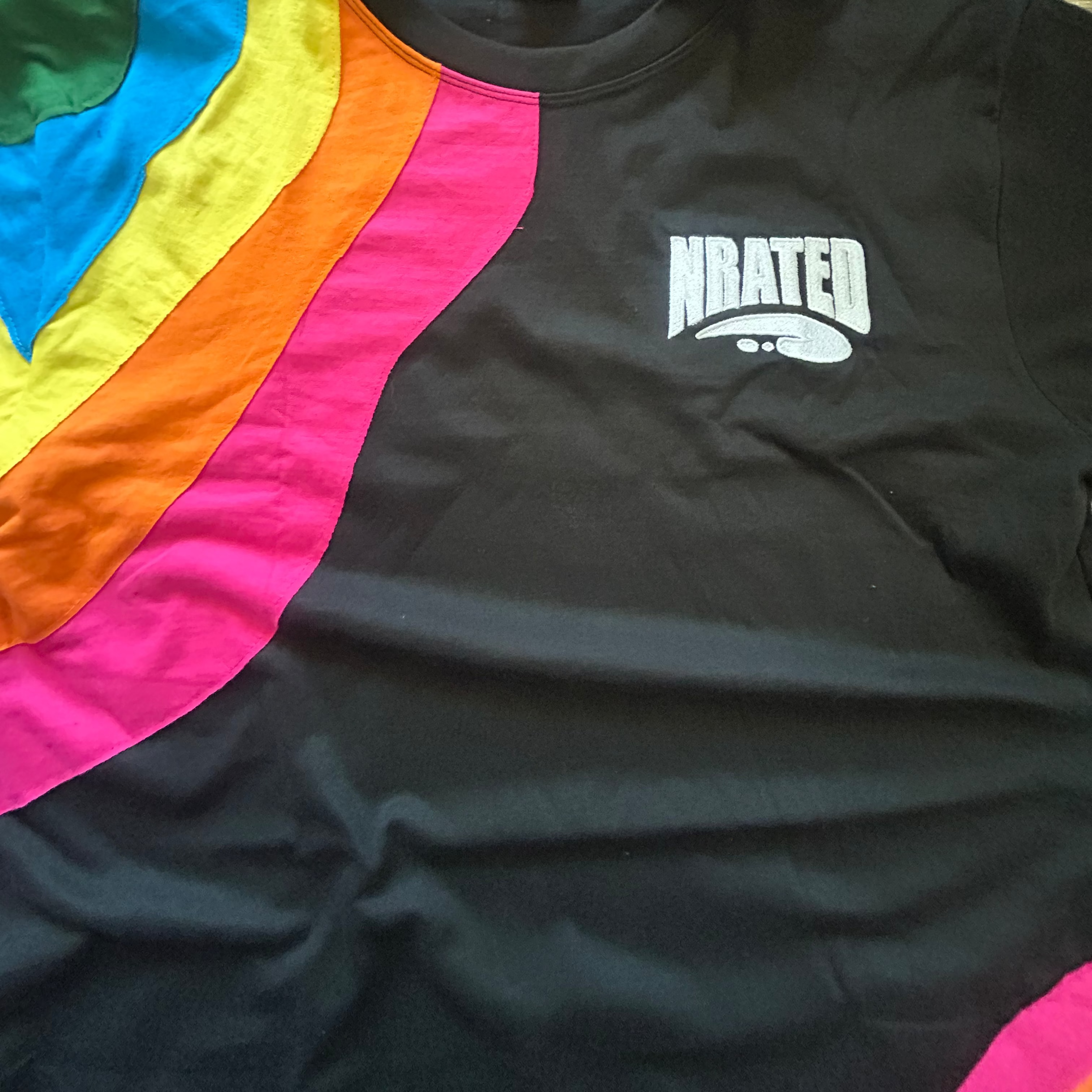 Black short sleeve